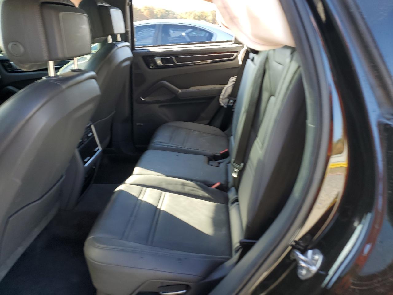 2021 Porsche Cayenne Gts VIN: WP1AG2AY0MDA33092 Lot: 91608905