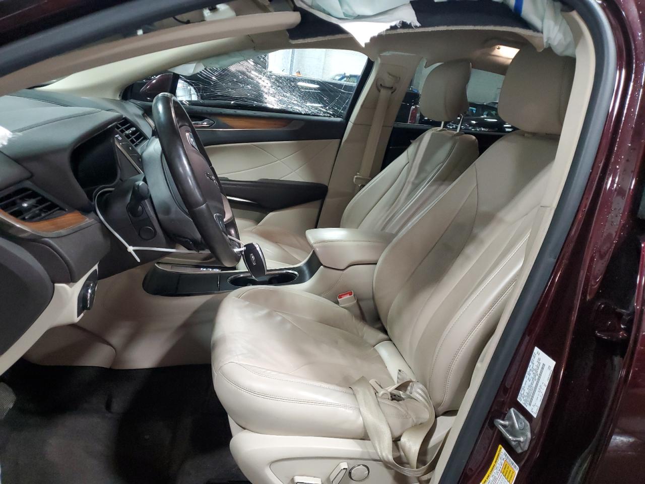 2017 Lincoln Mkc Select VIN: 5LMCJ2D96HUL33573 Lot: 92383665