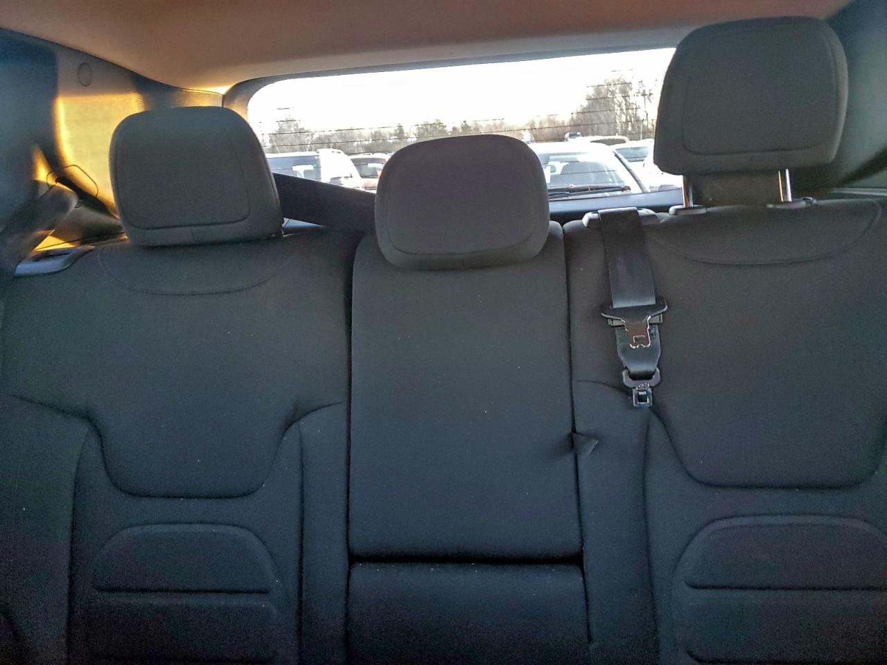 2016 Jeep Renegade Latitude VIN: ZACCJBBT9GPD31659 Lot: 93254825