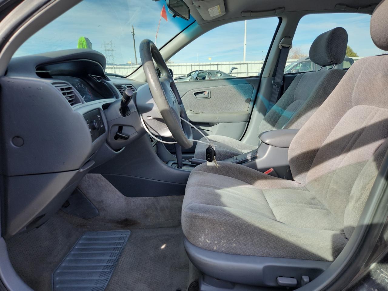 2000 Toyota Camry Ce VIN: JT2BG22K7Y0382417 Lot: 91359105