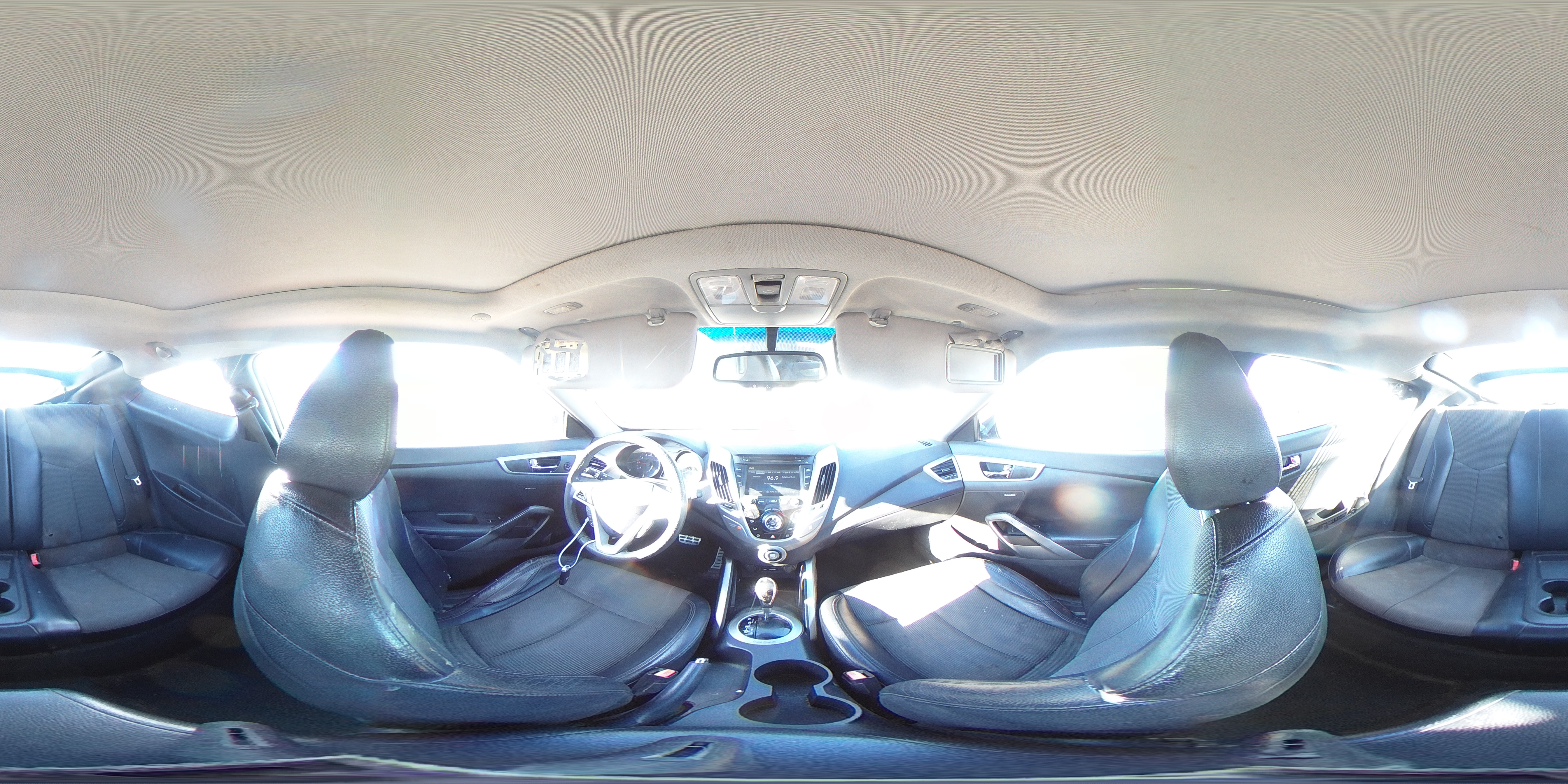 2013 Hyundai Veloster VIN: KMHTC6AD7DU146706 Lot: 92582965