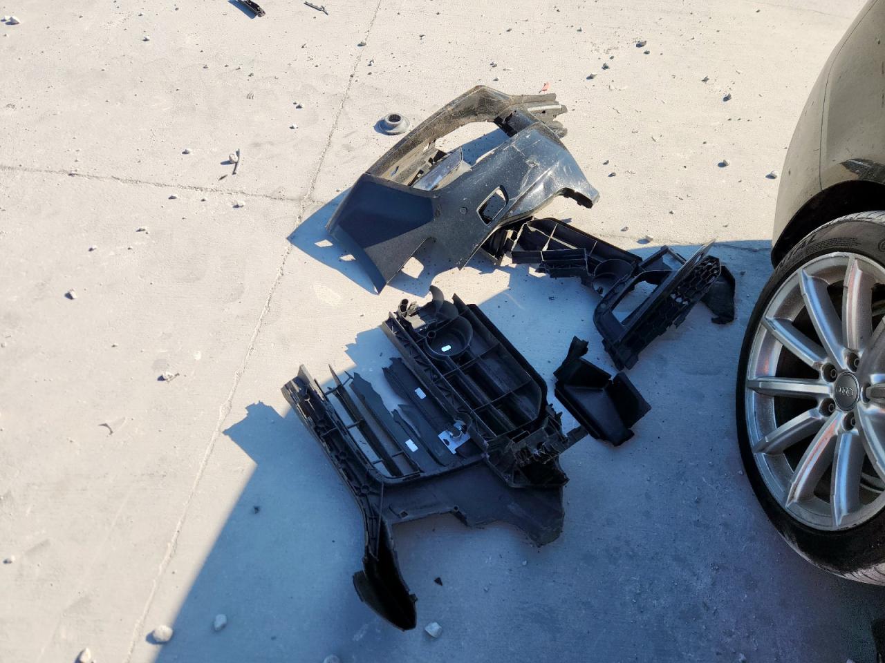 2017 Audi A5 Sport VIN: WAUD2AFH4HN004479 Lot: 92797115