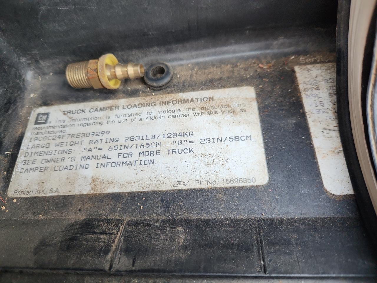 1994 Chevrolet Gmt-400 C2500 VIN: 1GCGC24F7RE309299 Lot: 93518005