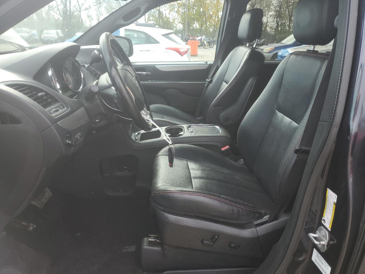 2014 Dodge Grand Caravan R/T VIN: 2C4RDGEGXER465683 Lot: 90671665