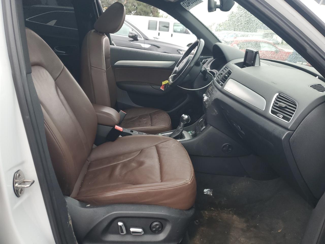 2018 Audi Q3 Premium VIN: WA1ECCFS9JR000593 Lot: 93066485