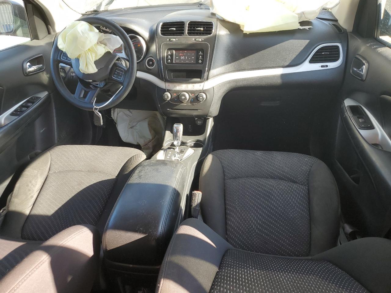 2019 Dodge Journey Se VIN: 3C4PDCAB0KT858868 Lot: 93316075