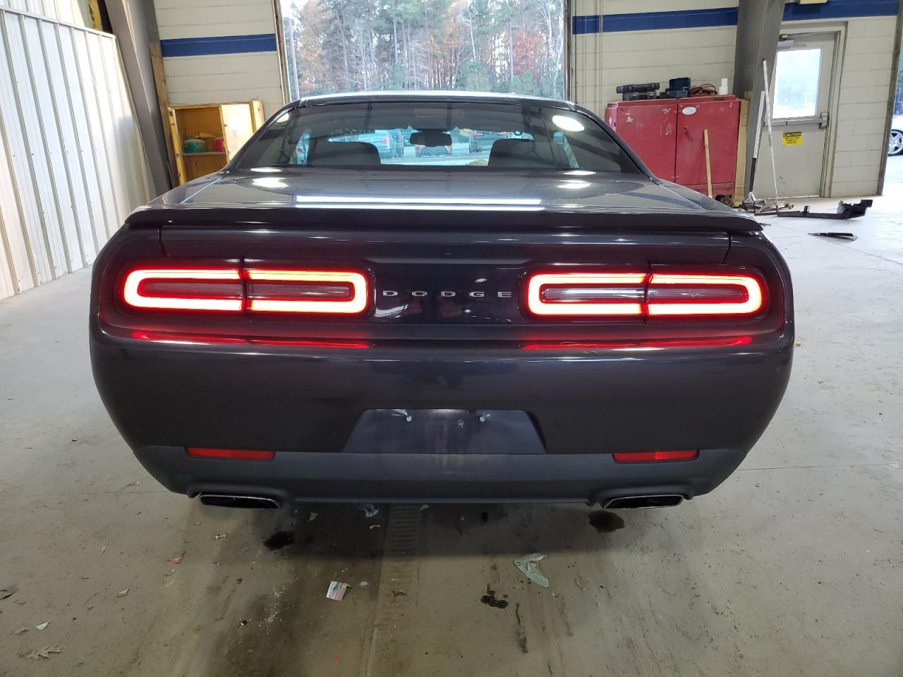 2017 Dodge Challenger R/T VIN: 2C3CDZBT0HH580651 Lot: 92827485