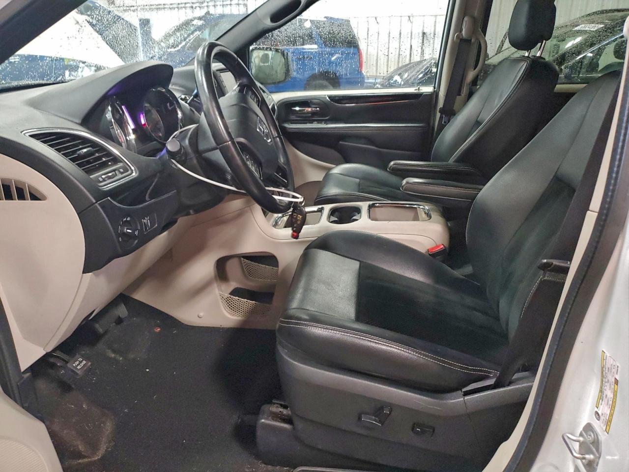 2017 Dodge Grand Caravan Sxt VIN: 2C4RDGCG4HR599760 Lot: 93841565