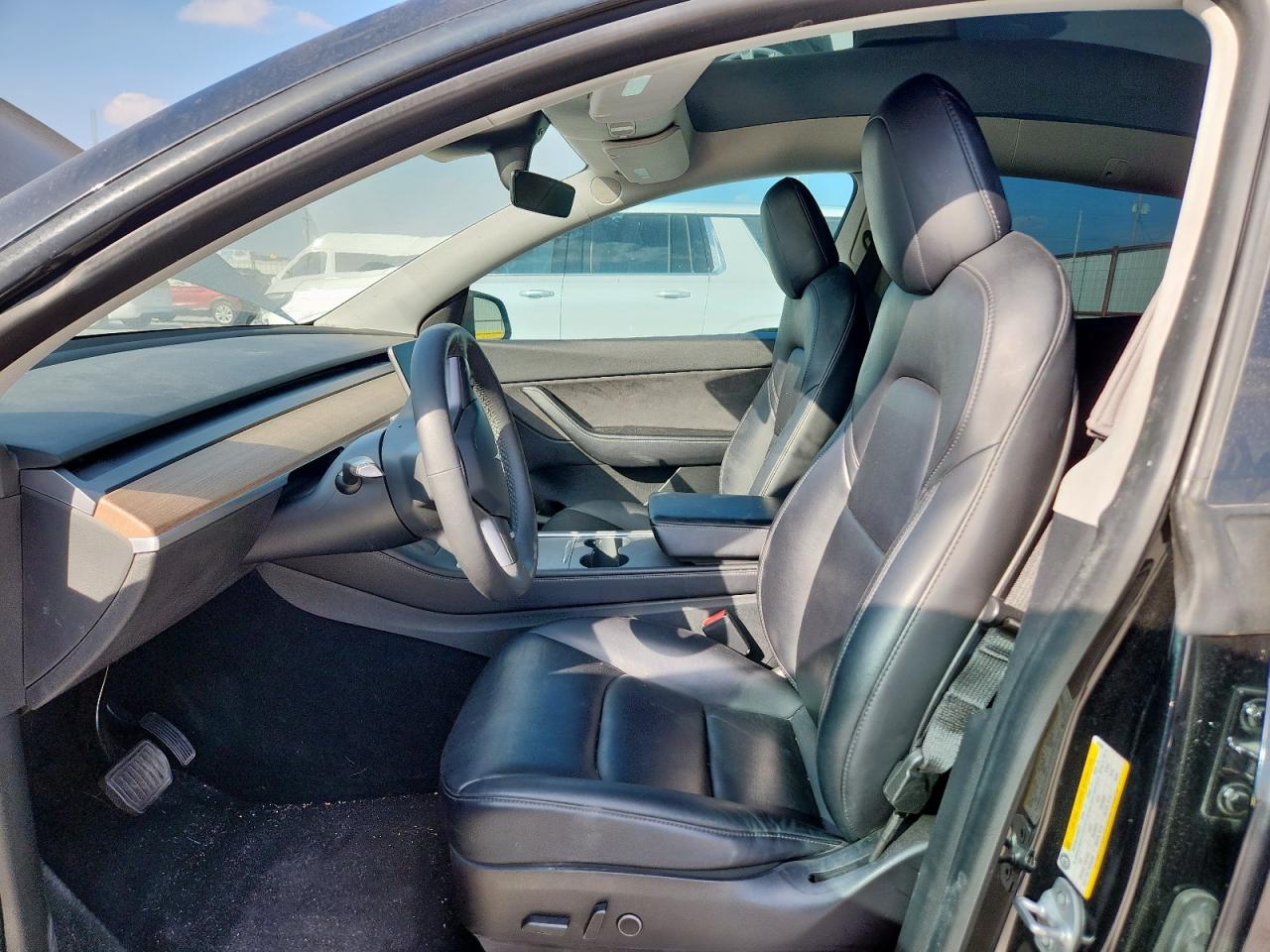 2021 Tesla Model Y VIN: 5YJYGAEE5MF263259 Lot: 91664485