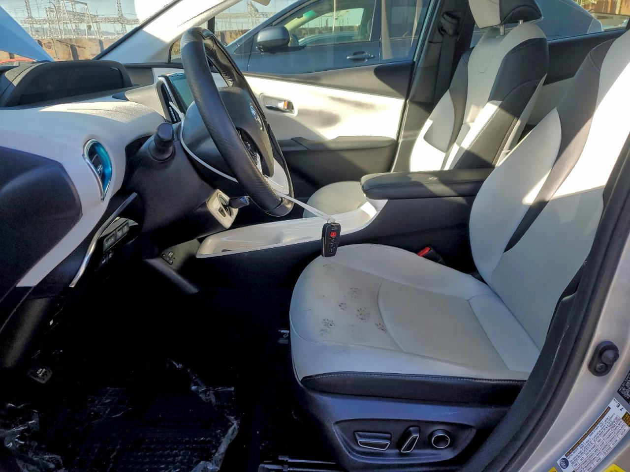 2018 Toyota Prius Prime VIN: JTDKARFP4J3071927 Lot: 94214645