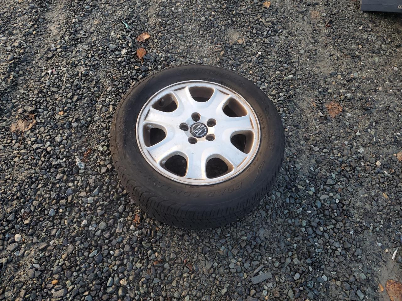 2002 Volvo V70 2.4T VIN: YV1SW58D121193780 Lot: 91692785