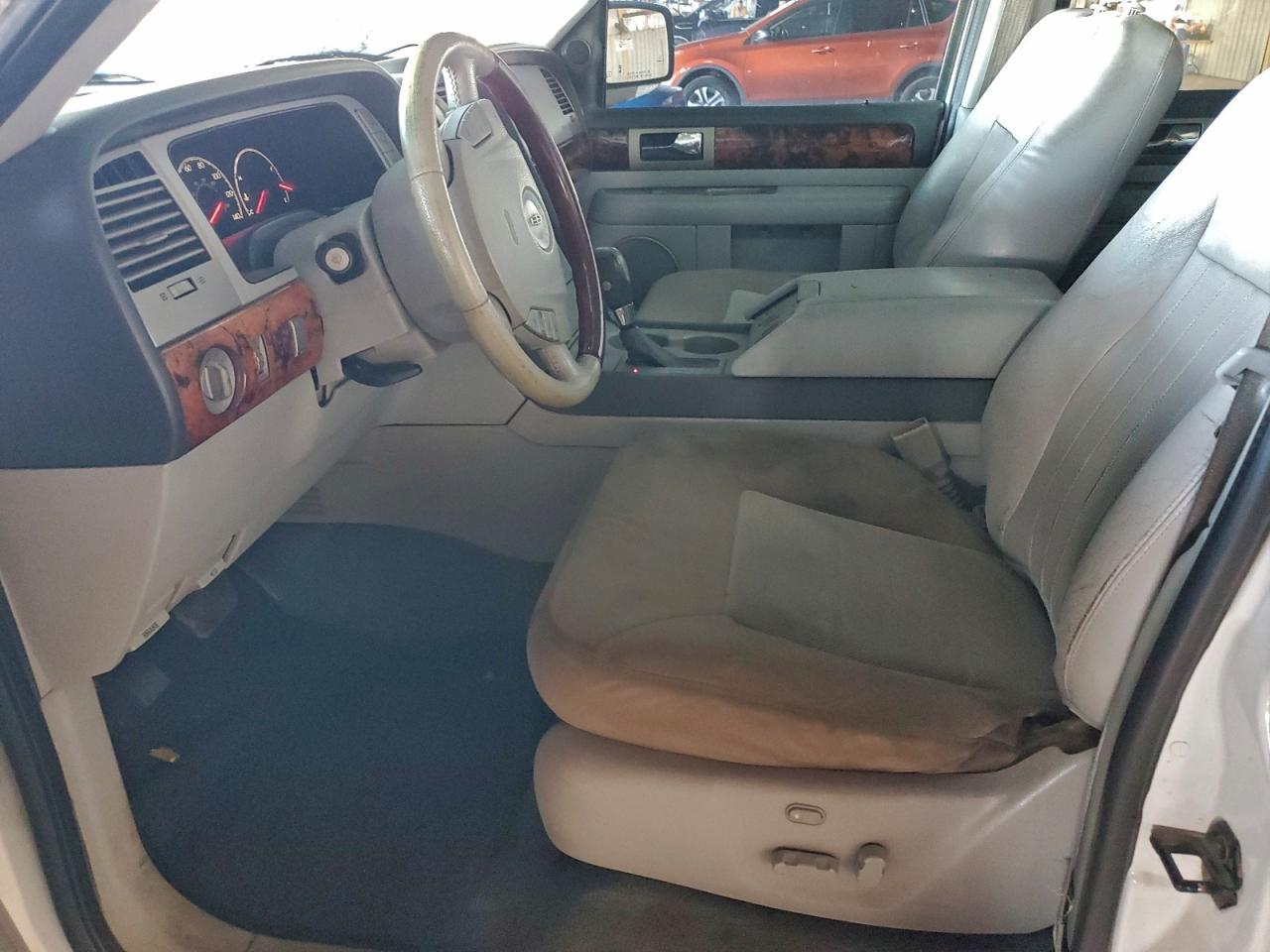 2004 Lincoln Navigator VIN: 5LMFU27R74LJ32295 Lot: 94516835