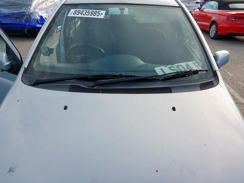 2004 TOYOTA YARIS 1.3 VVT-I BLUE 5DR