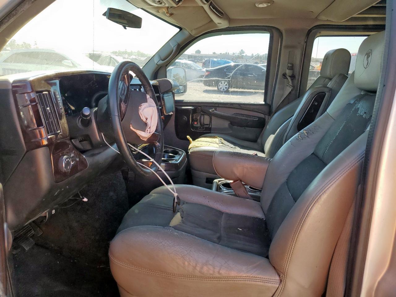 2015 GMC Savana Rv G2500 3Lt VIN: 1GDW7LCGXF1148218 Lot: 91357595