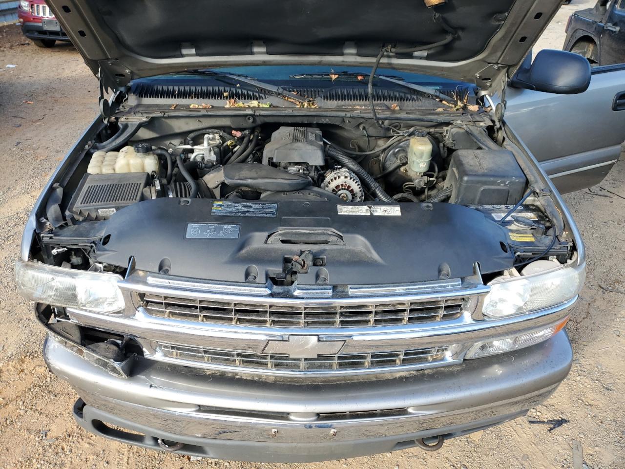 2000 Chevrolet Tahoe K1500 VIN: 1GNEK13T9YJ210511 Lot: 92241185