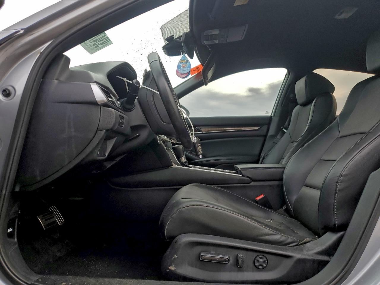 2022 Honda Accord Sport VIN: 1HGCV1F3XNA071084 Lot: 93473205