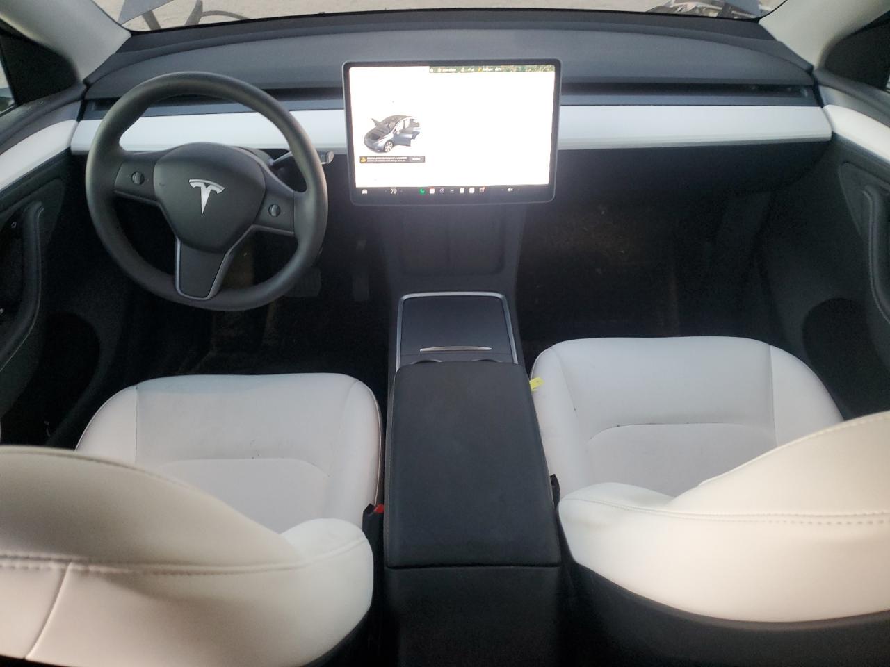 2024 Tesla Model Y VIN: 7SAYGDEE7RA275616 Lot: 91320865