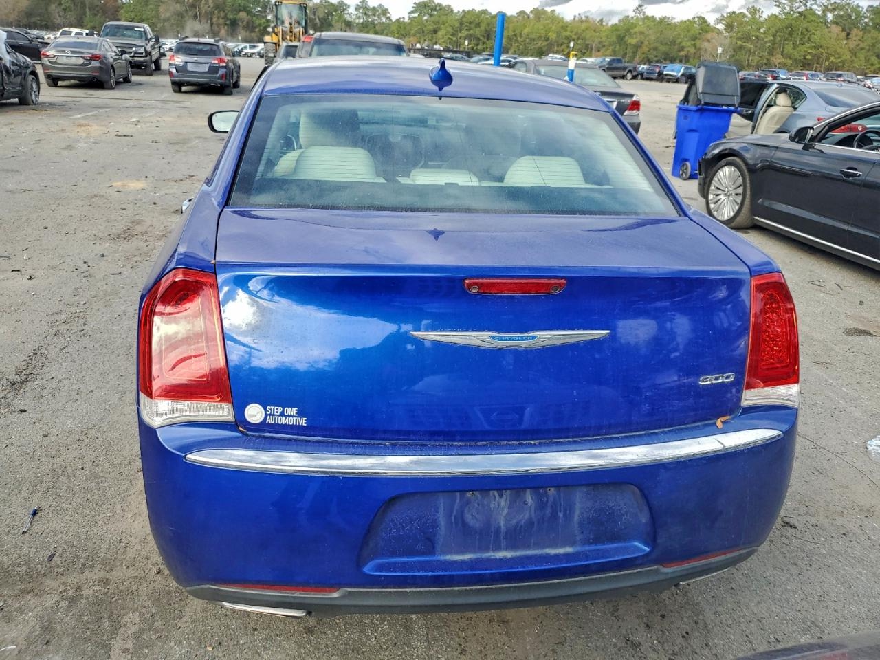 2018 Chrysler 300 Touring VIN: 2C3CCAAG9JH275258 Lot: 94283275