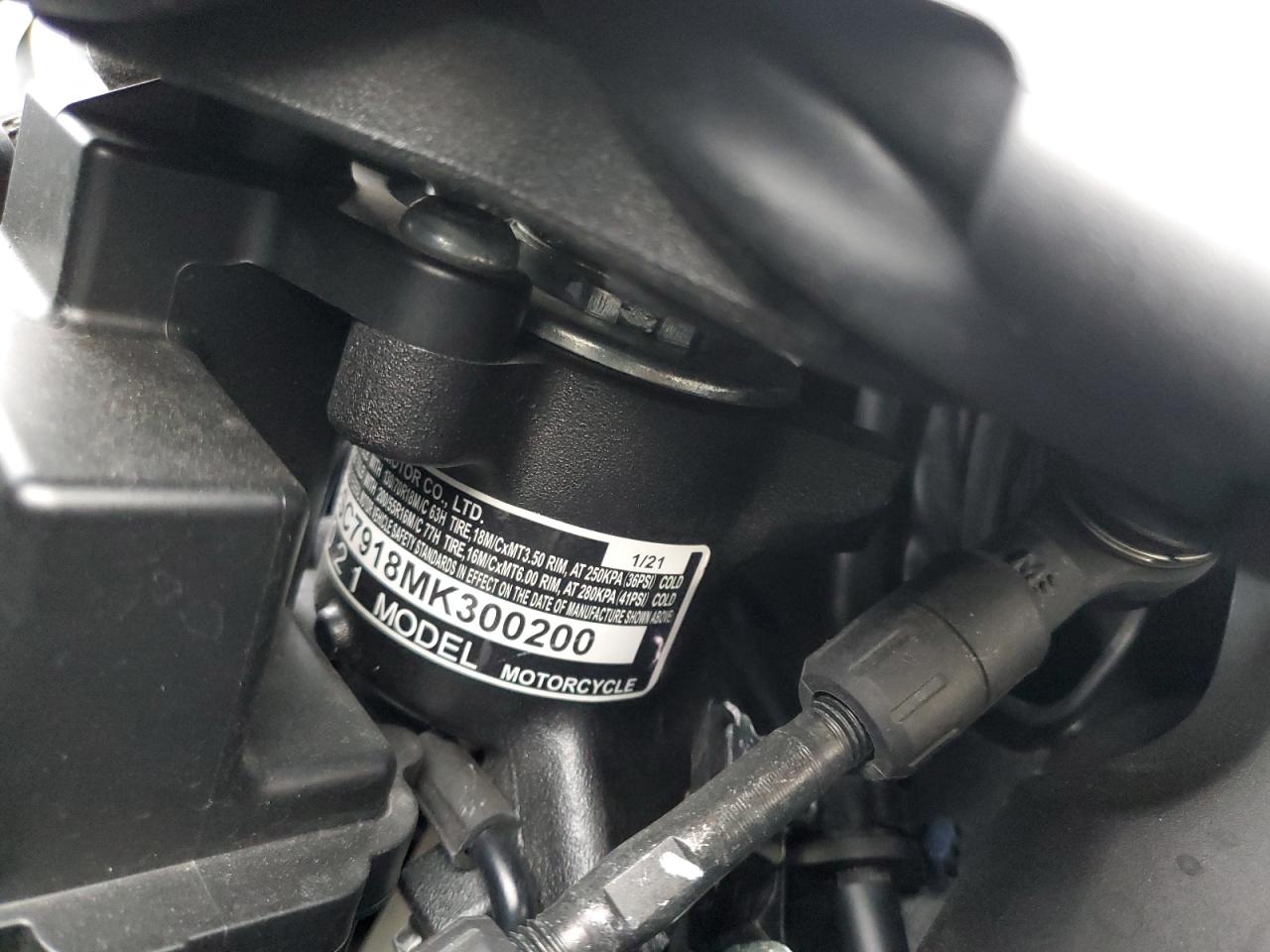 2021 Honda Gl1800 B VIN: JH2SC7918MK300200 Lot: 90921615