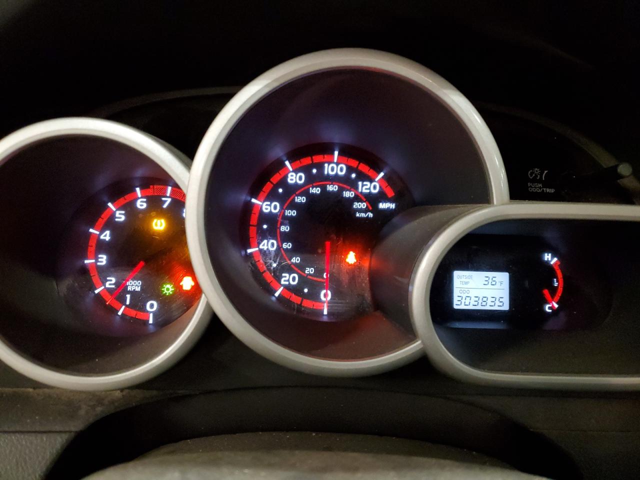 2010 Toyota Corolla Matrix VIN: 2T1KU4EE3AC260960 Lot: 93135845