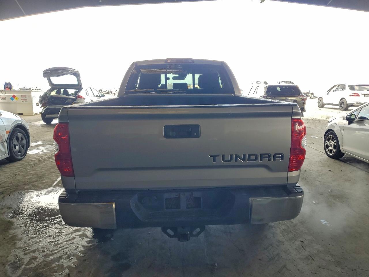 2018 Toyota Tundra Double Cab Sr VIN: 5TFUY5F14JX775949 Lot: 94119425