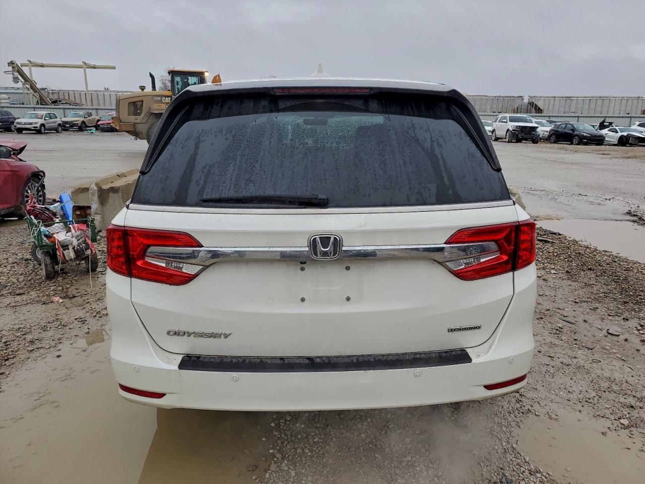 2018 Honda Odyssey Touring VIN: 5FNRL6H88JB053124 Lot: 93779525