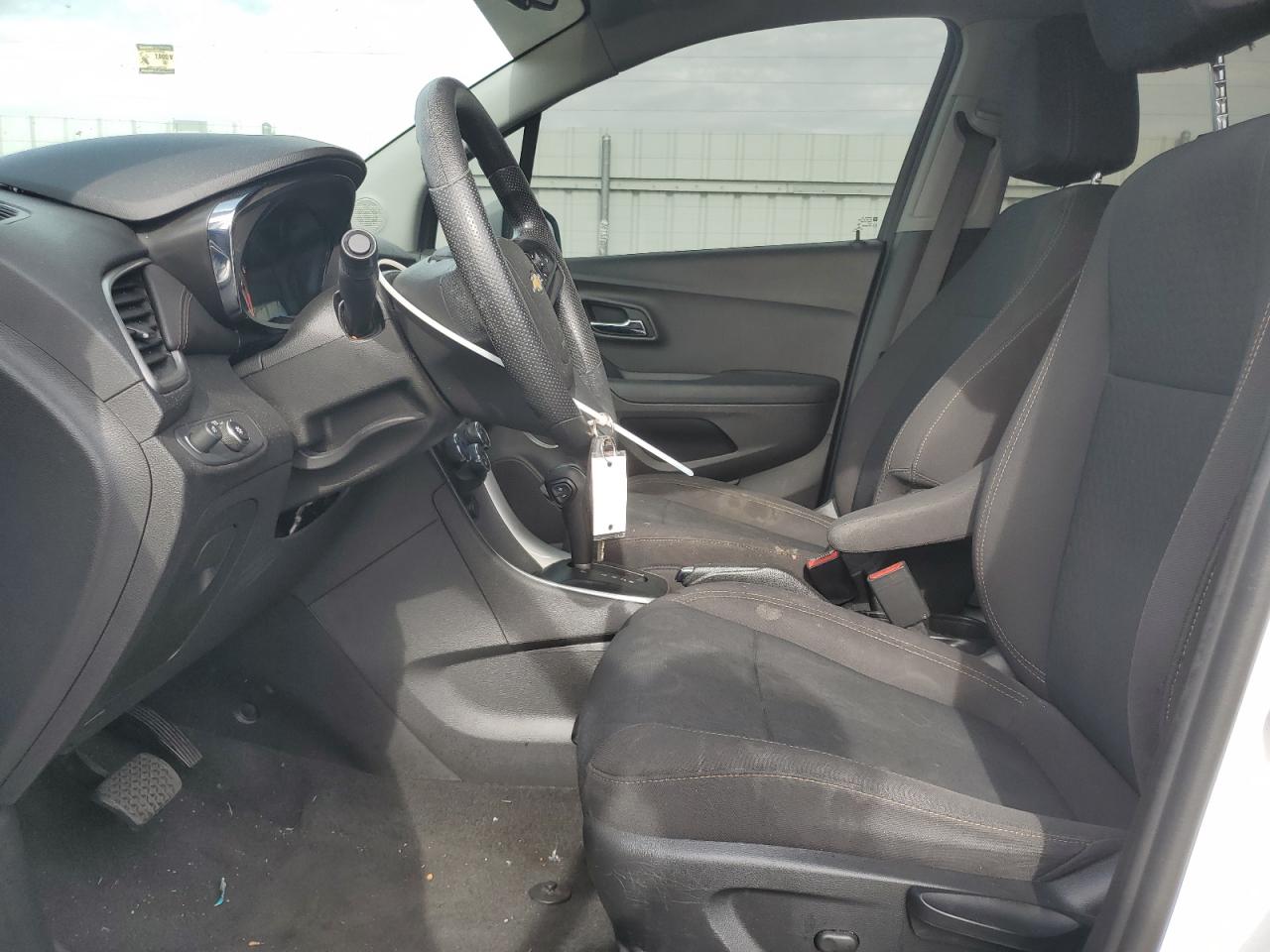 2020 Chevrolet Trax Ls VIN: 3GNCJKSB9LL311591 Lot: 92529735