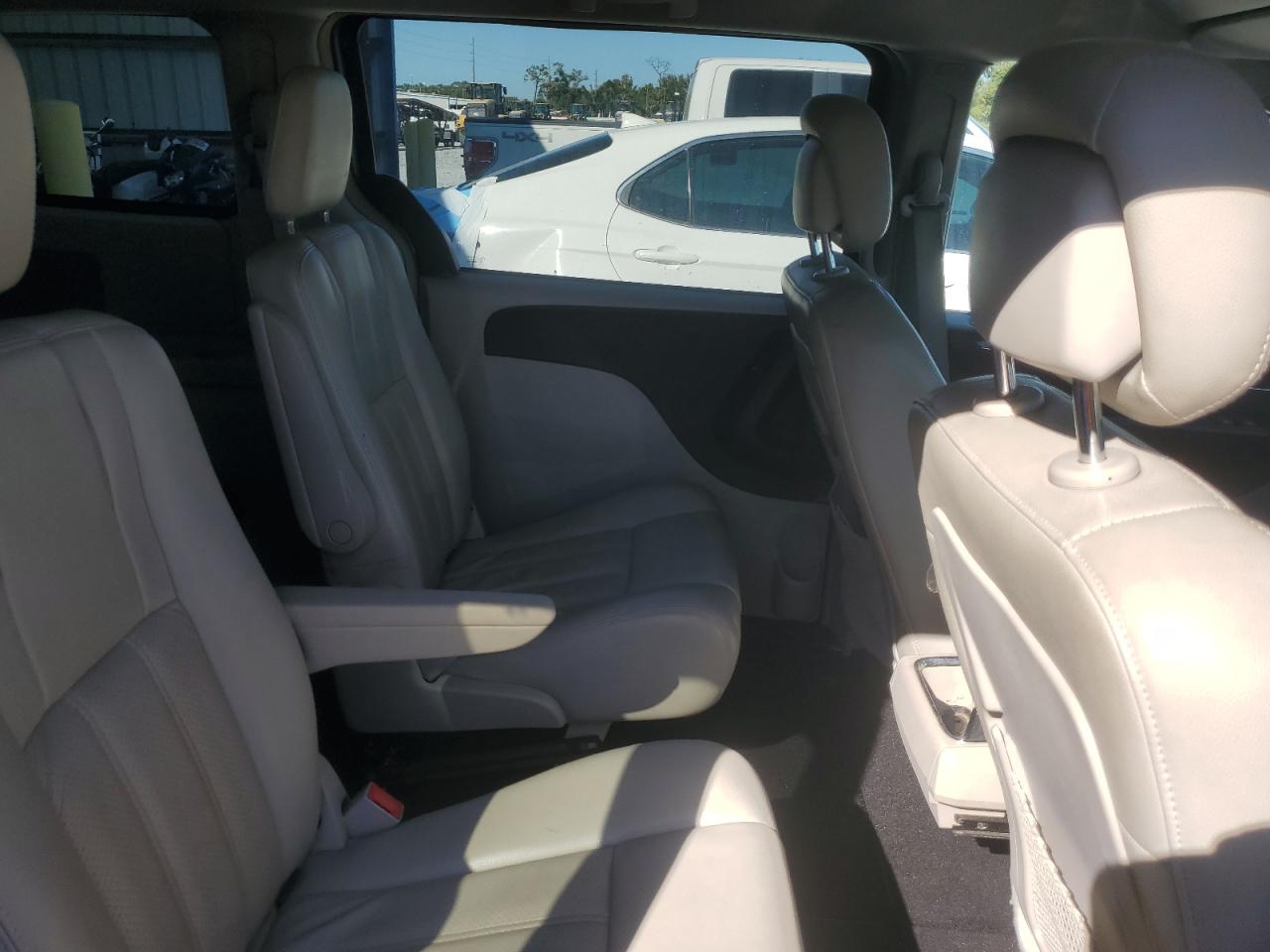 2012 Chrysler Town & Country Touring VIN: 2C4RC1BG1CR187211 Lot: 92943515