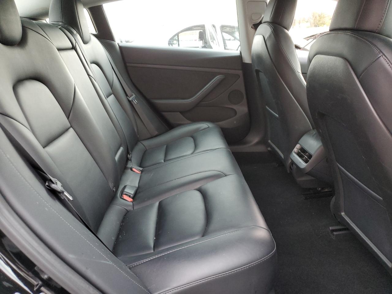 2021 Tesla Model 3 VIN: 5YJ3E1EB8MF978784 Lot: 91067425