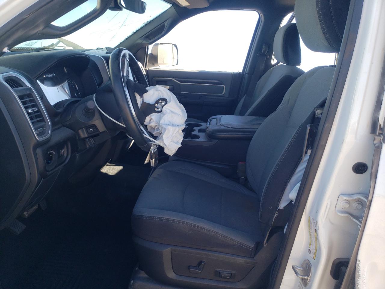 2022 Ram 2500 Big Horn/Lone Star VIN: 3C6UR5DL2NG379795 Lot: 92353925