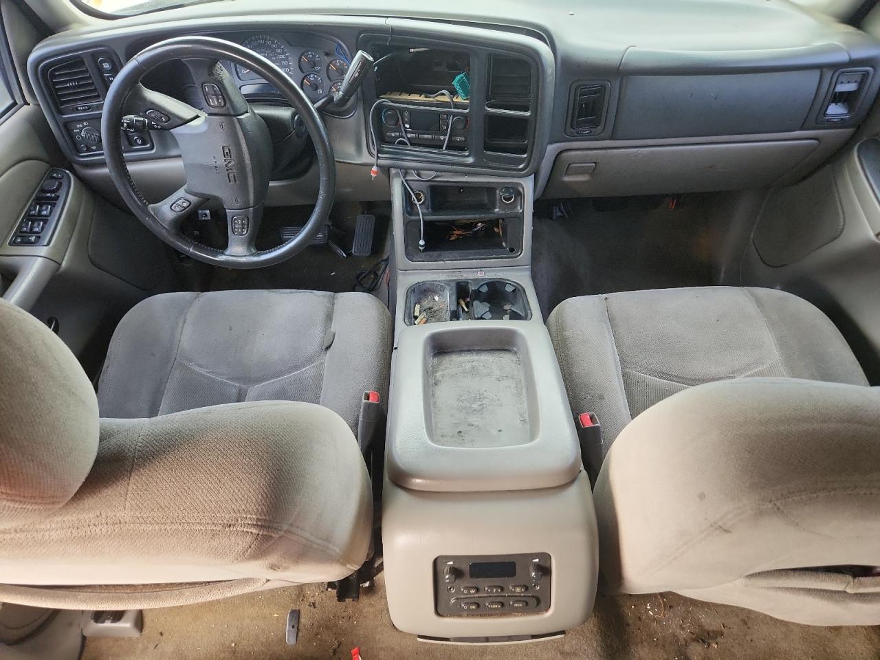 2005 GMC Yukon VIN: 1GKEK13VX5R103415 Lot: 91118195