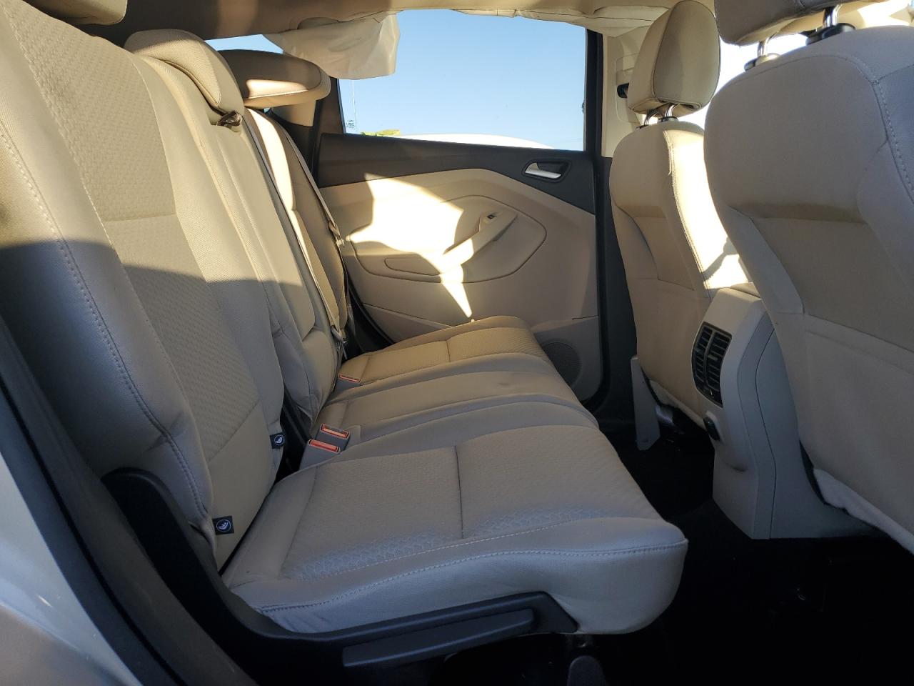 2017 Ford Escape Se VIN: 1FMCU0GD1HUD05050 Lot: 87073055