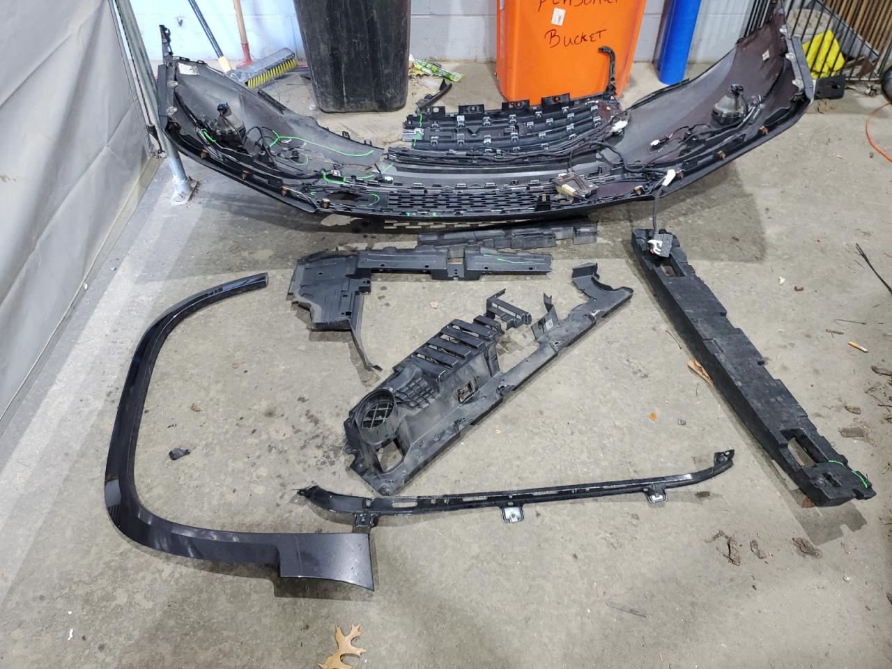 2017 GMC Acadia Denali VIN: 1GKKNXLS1HZ278918 Lot: 92851595