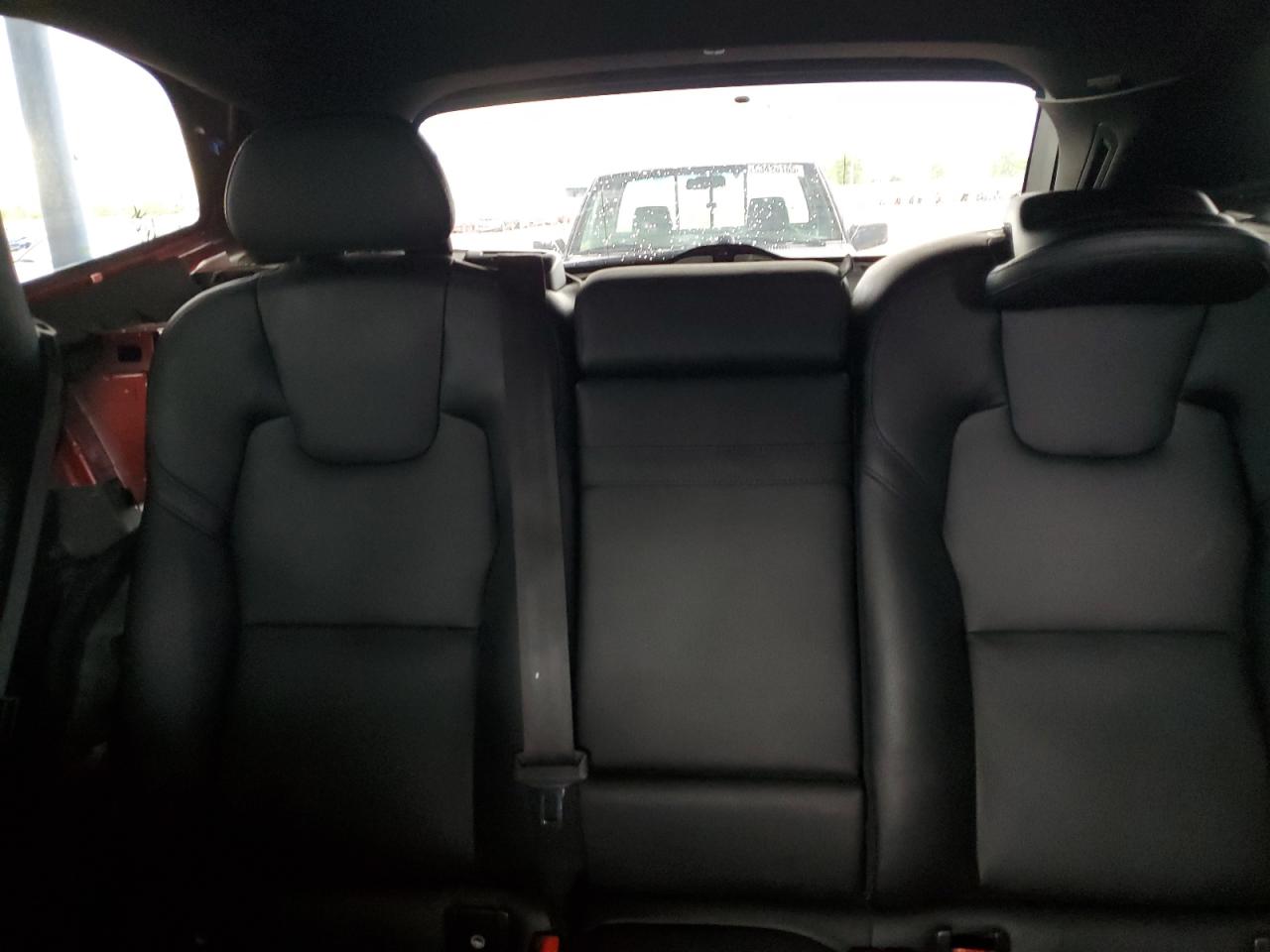 2018 Volvo Xc60 T5 VIN: LYV102RK1JB068834 Lot: 93435735