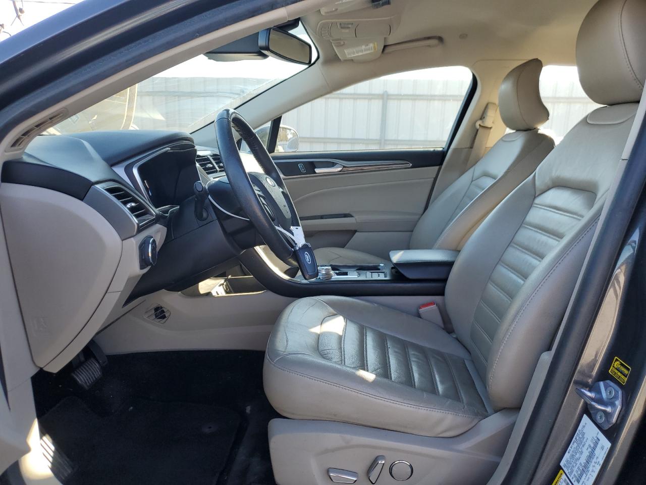 2018 Ford Fusion Se Hybrid VIN: 3FA6P0LU1JR140263 Lot: 92564805