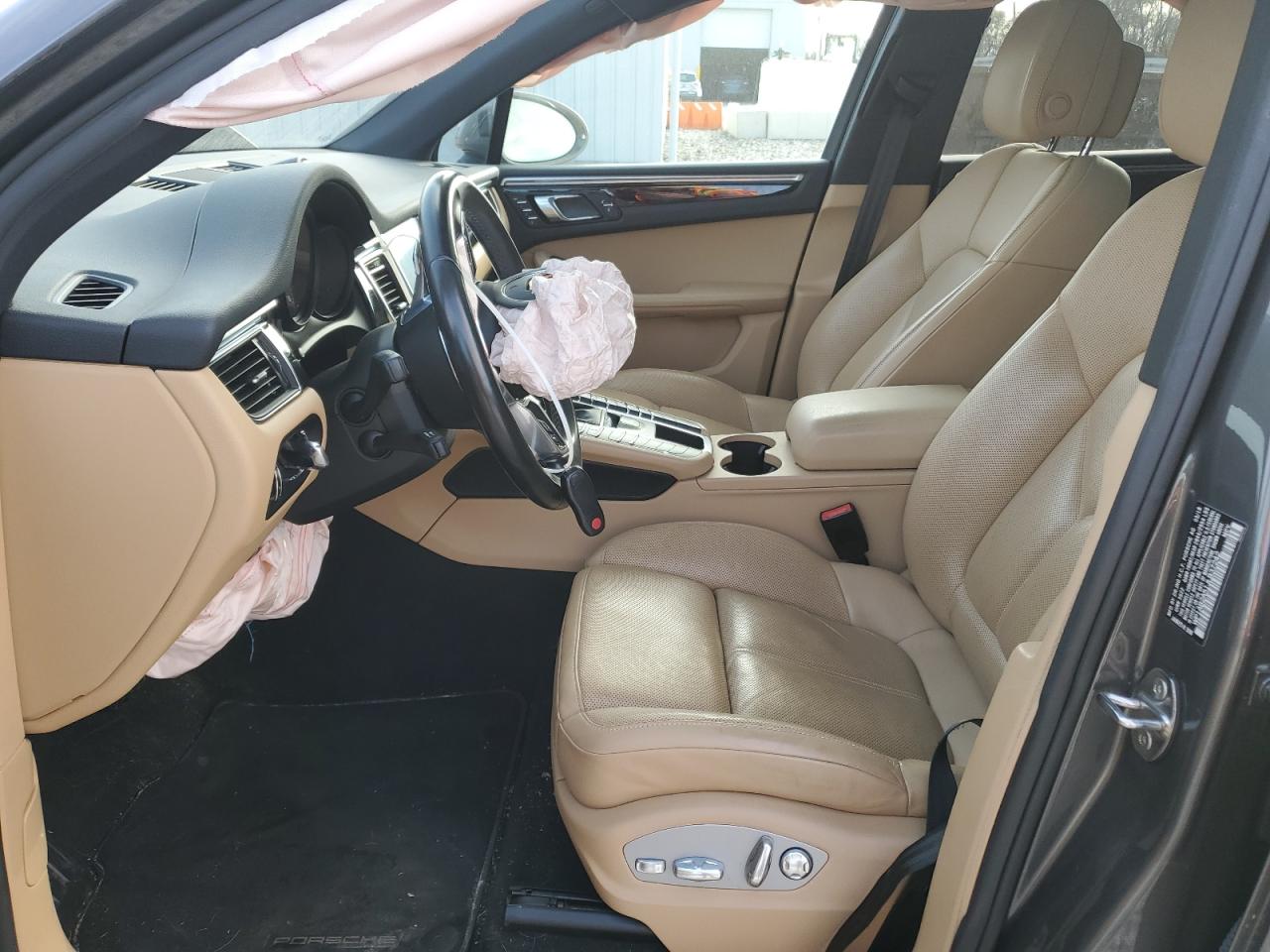 2018 Porsche Macan S VIN: WP1AB2A51JLB37242 Lot: 92628285