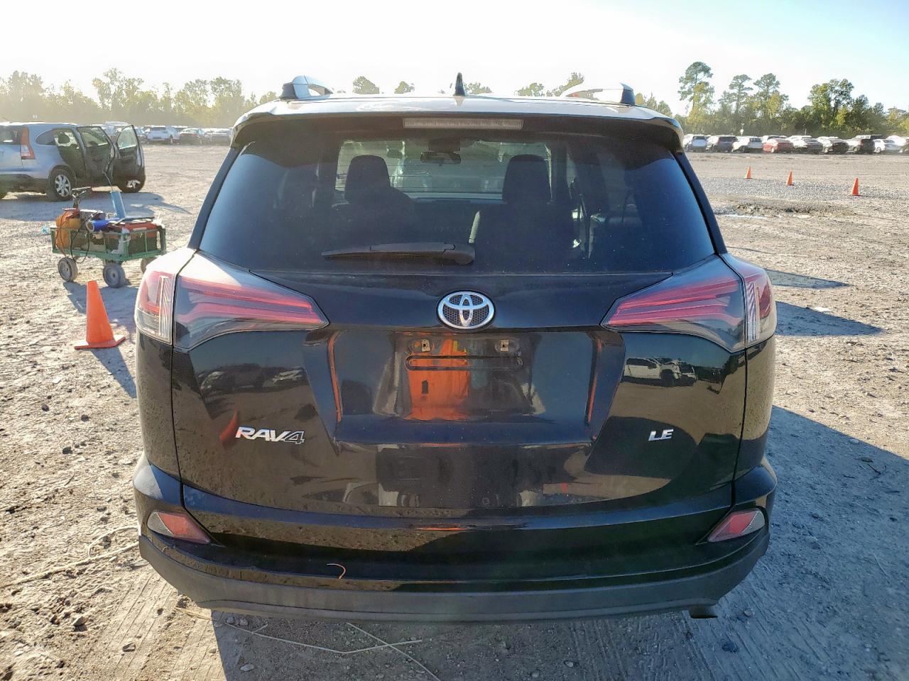 2017 Toyota Rav4 Le VIN: 2T3ZFREV6HW335706 Lot: 91039275