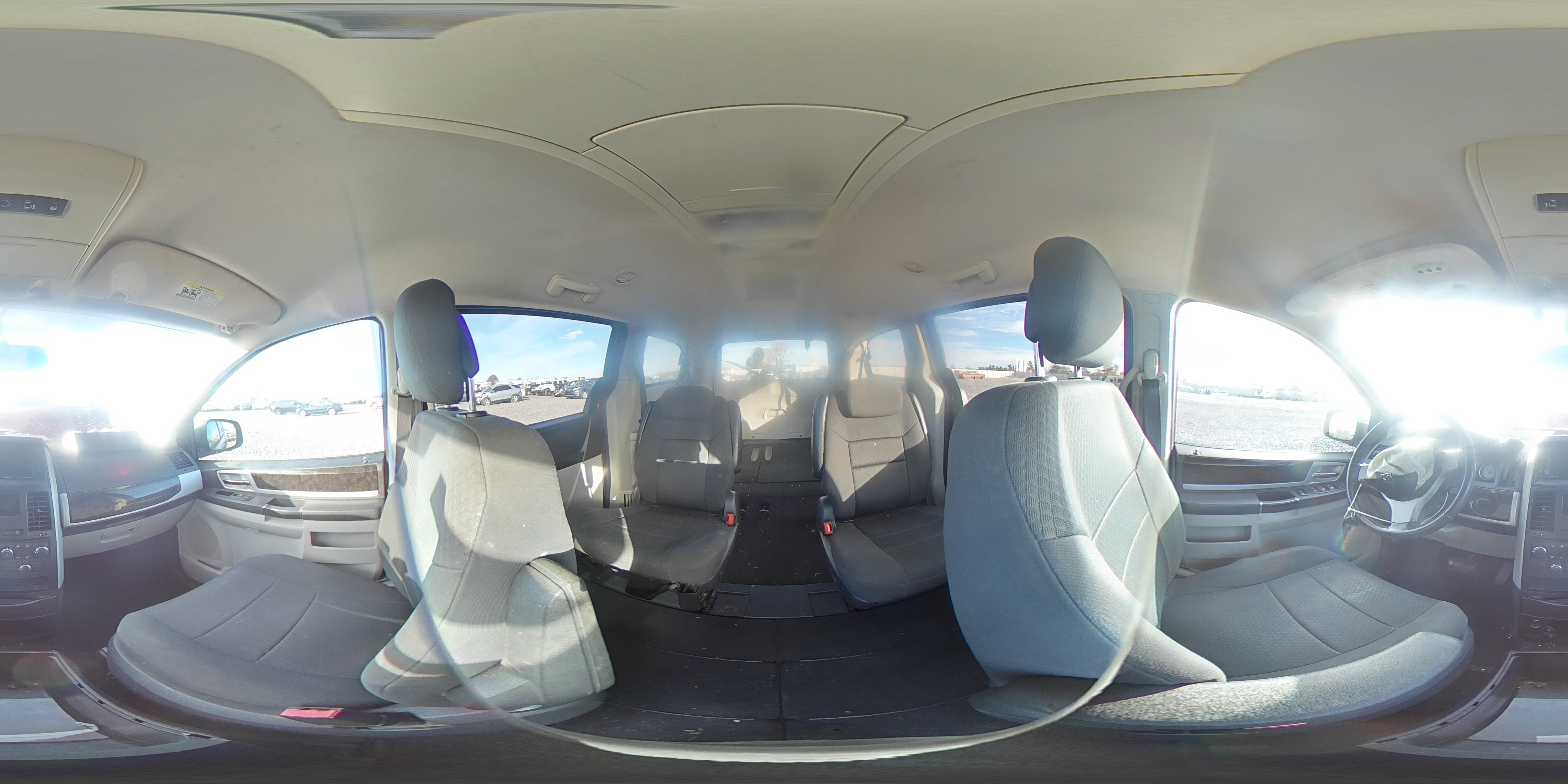 2010 Dodge Grand Caravan Crew VIN: 2D4RN6DX2AR364871 Lot: 90914005