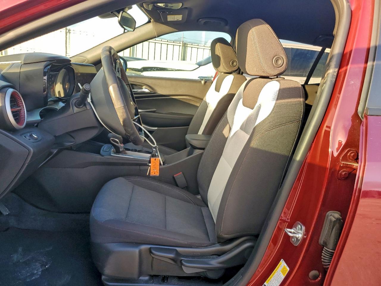 2025 Chevrolet Trax 1Rs VIN: KL77LGEP1SC090889 Lot: 93435825