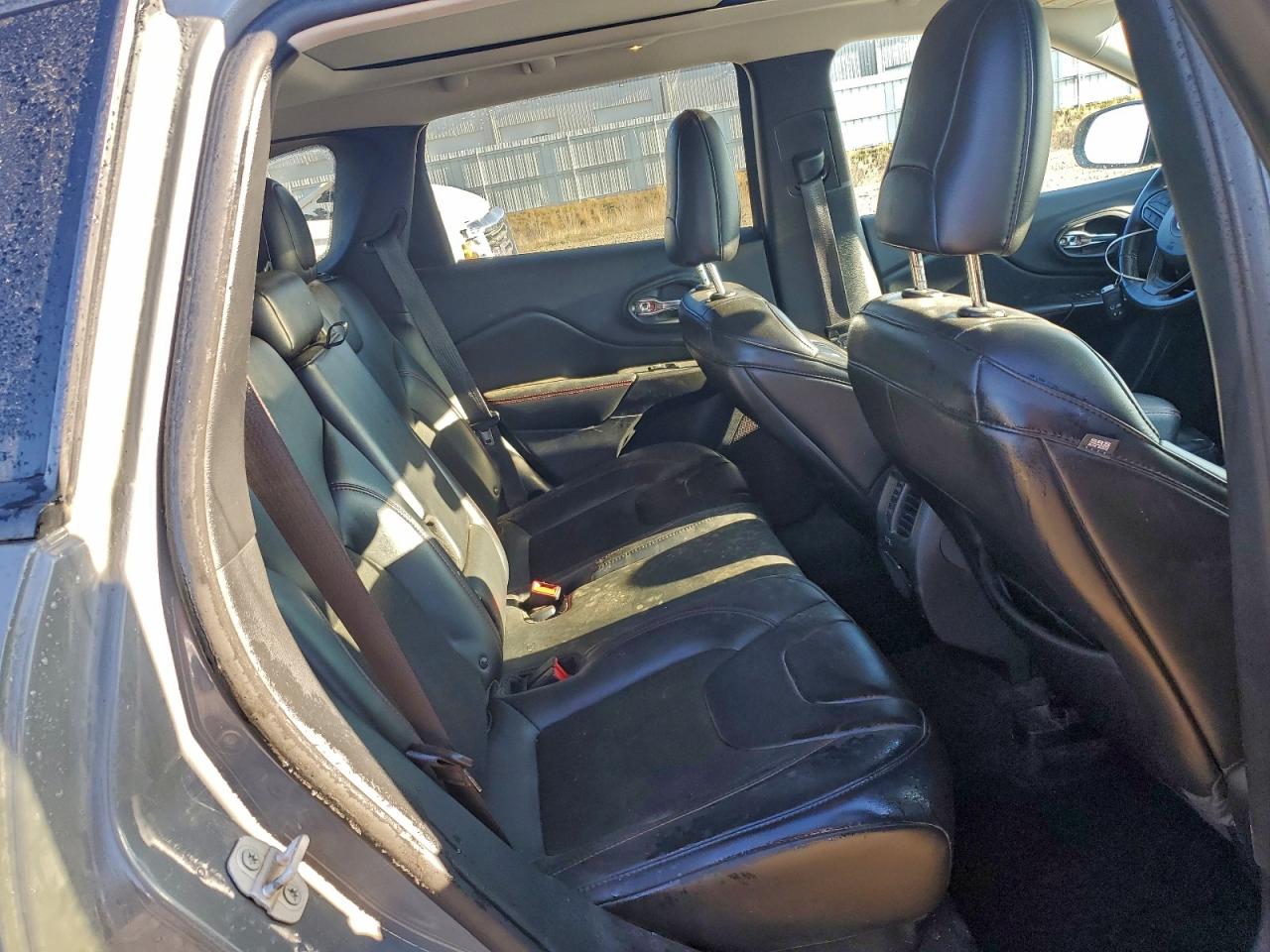 2019 Jeep Cherokee Trailhawk VIN: 1C4PJMBX2KD468739 Lot: 93460375