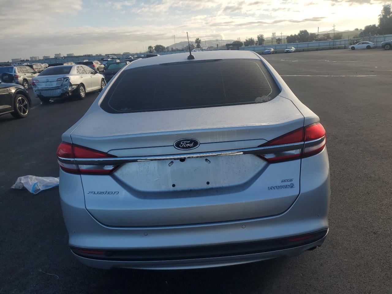 2018 Ford Fusion Se Hybrid VIN: 3FA6P0LU5JR211884 Lot: 93253745