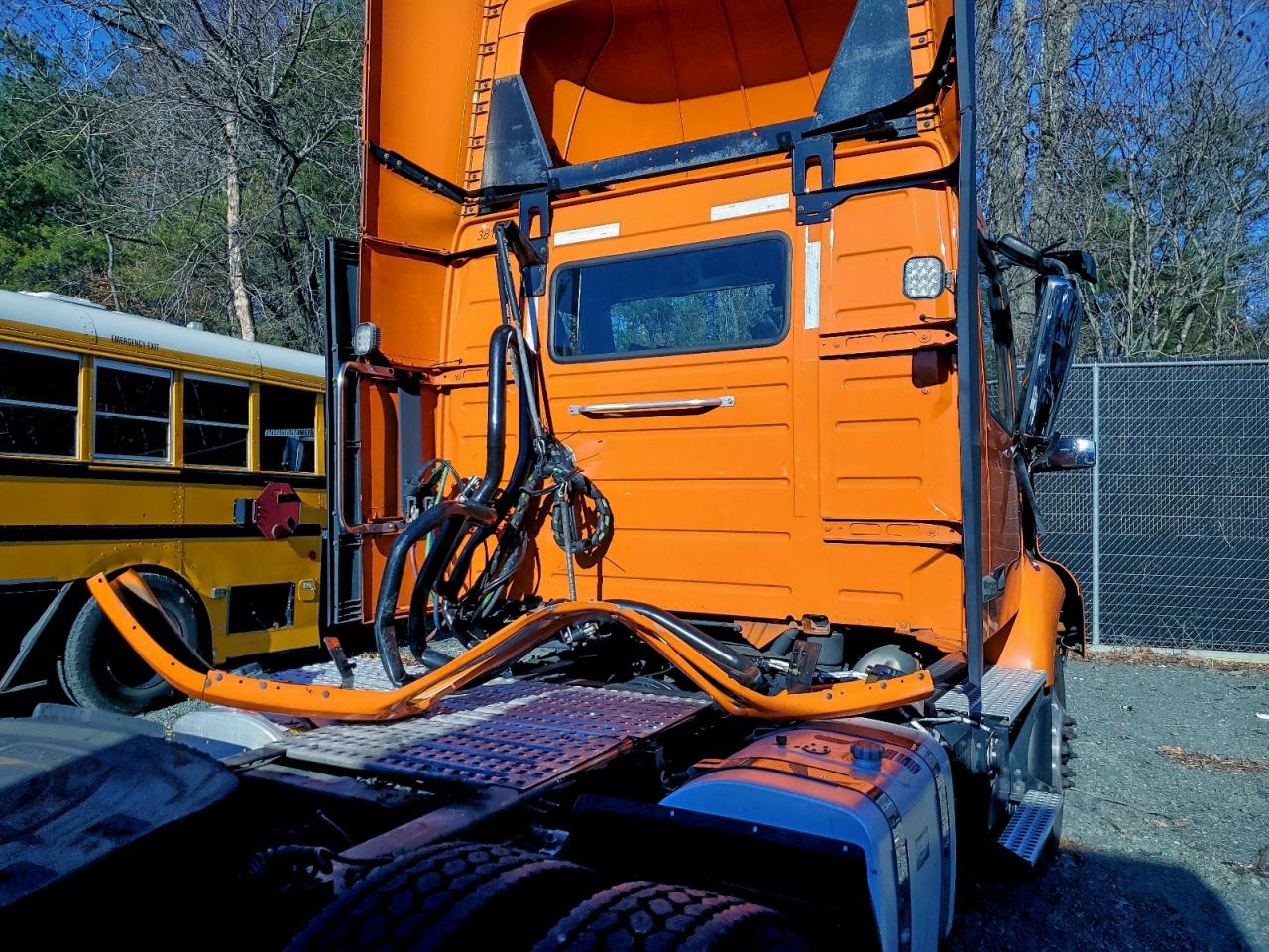 2021 Volvo Vnr Semi Truck VIN: 4V4WC9EH9MN286433 Lot: 92018865