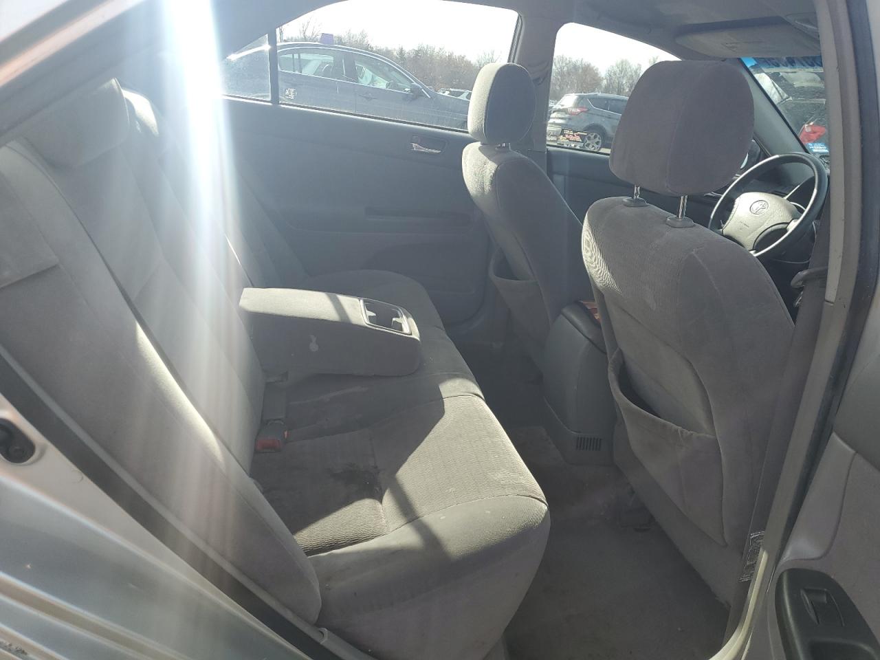 2006 Toyota Camry Le VIN: JTDBE32K563048059 Lot: 93357465