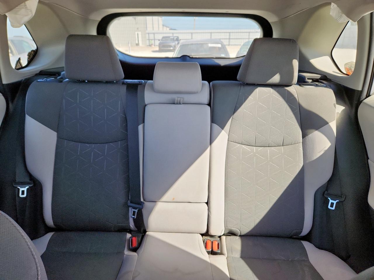 2020 Toyota Rav4 Xle VIN: 2T3W1RFV6LW088776 Lot: 92866935