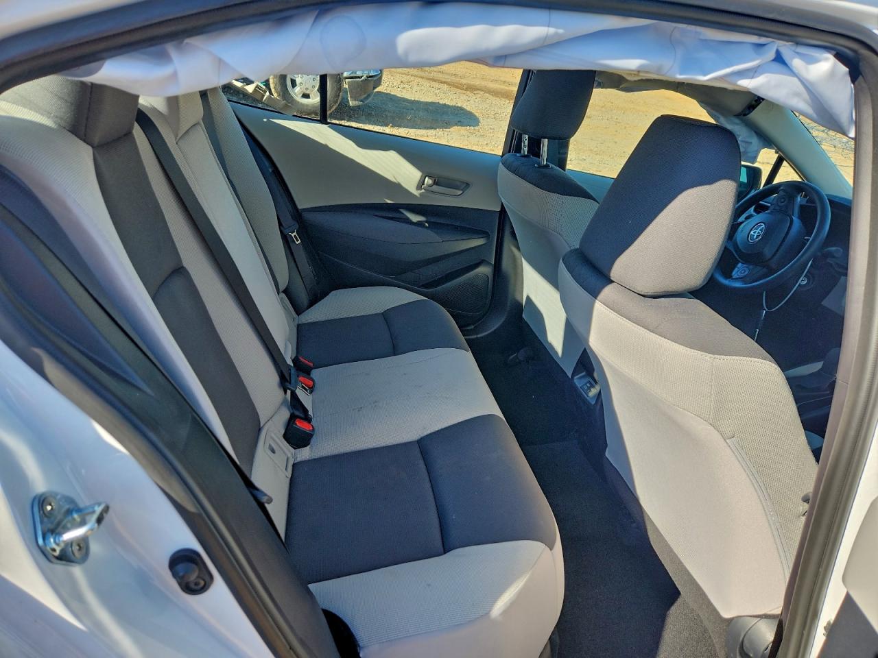 2026 Toyota Corolla Le VIN: 5YFB4MDE6TP373497 Lot: 94222175