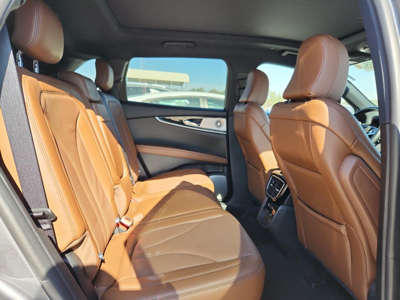 2023 Lincoln Nautilus Reserve VIN: 2LMPJ8KPXPBL19628 Lot: 92905955