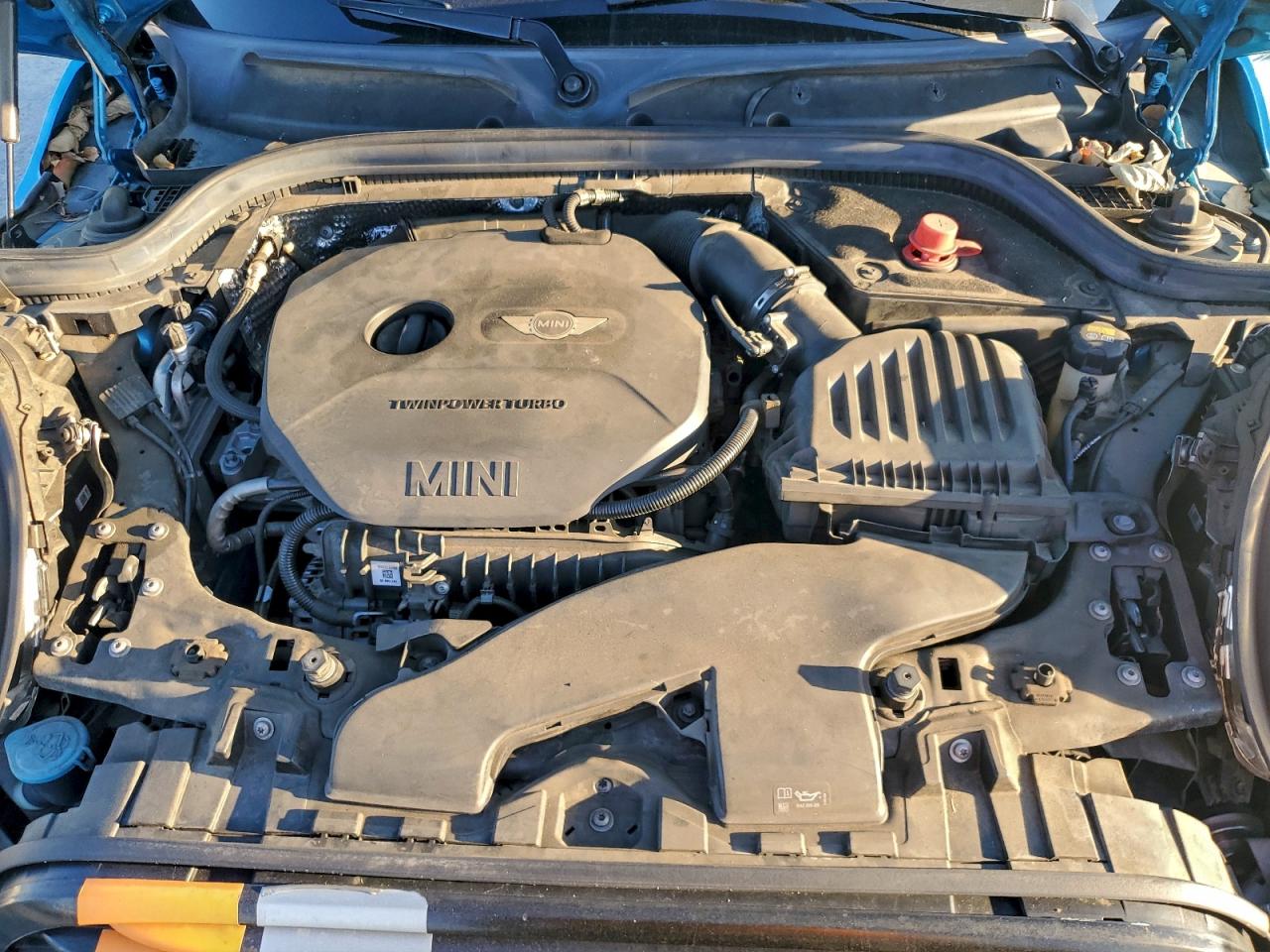 2016 Mini Cooper VIN: WMWXP5C51G3B15388 Lot: 94527375