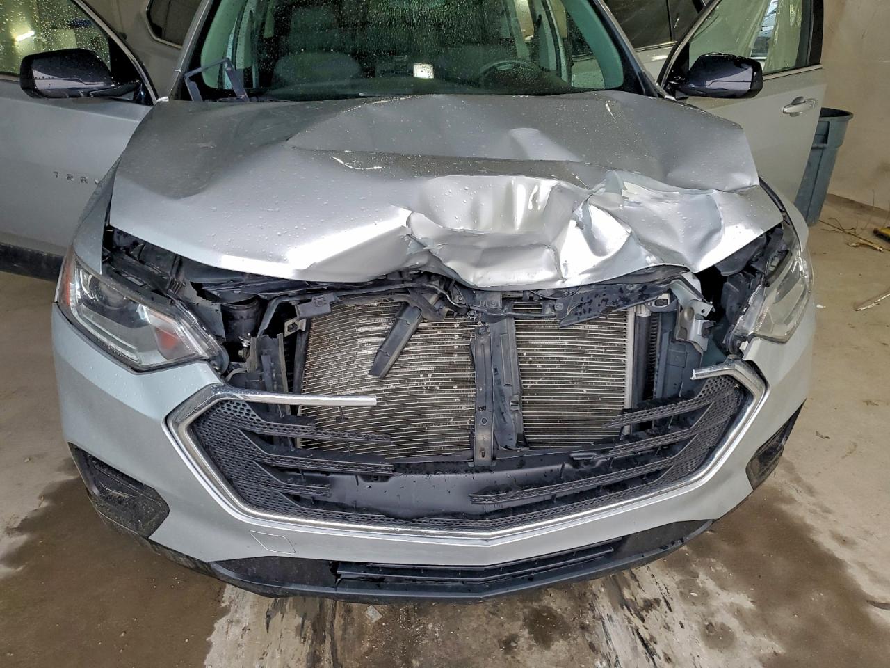 2018 Chevrolet Traverse Ls VIN: 1GNERFKW4JJ121987 Lot: 93913765