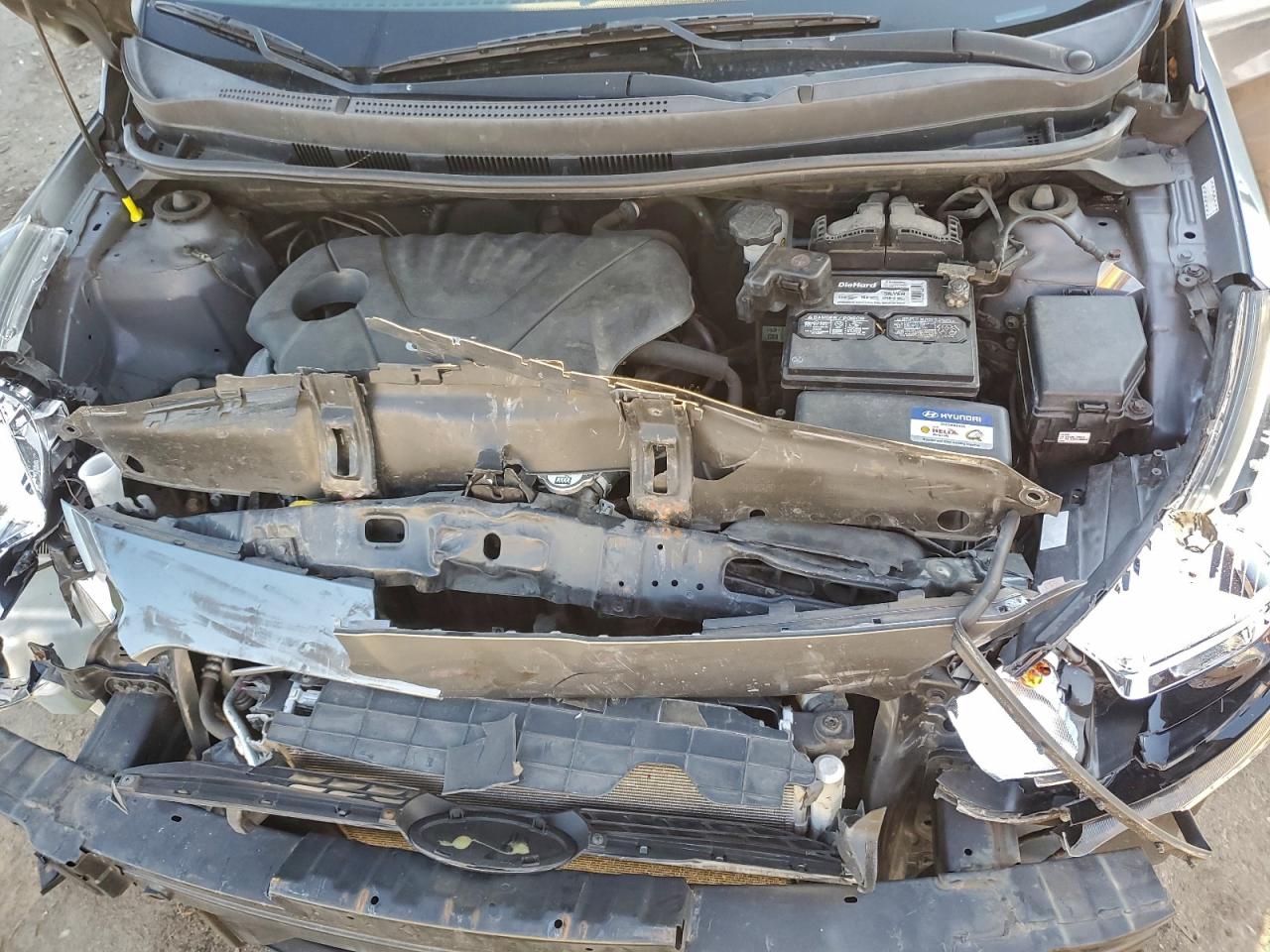 2015 Hyundai Accent Gls VIN: KMHCT4AE8FU904018 Lot: 93611785