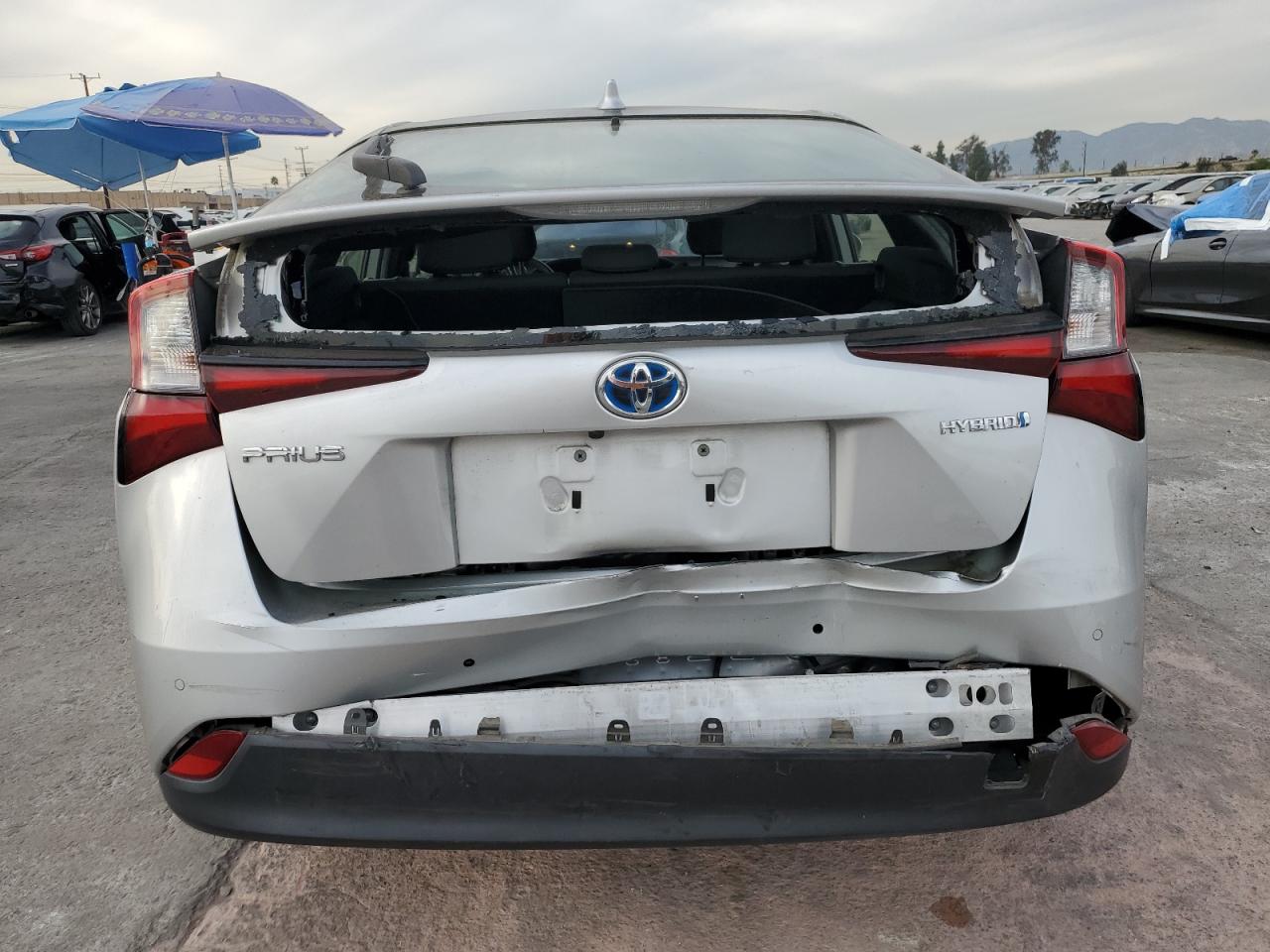 2020 Toyota Prius L VIN: JTDKARFU2L3123807 Lot: 91715945